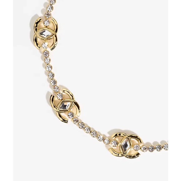 CHANEL Jewelry - Chanel gold tone chocker neclace new in box